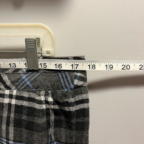 Cute skirt tie front zip back lined - Picture 3 of 13